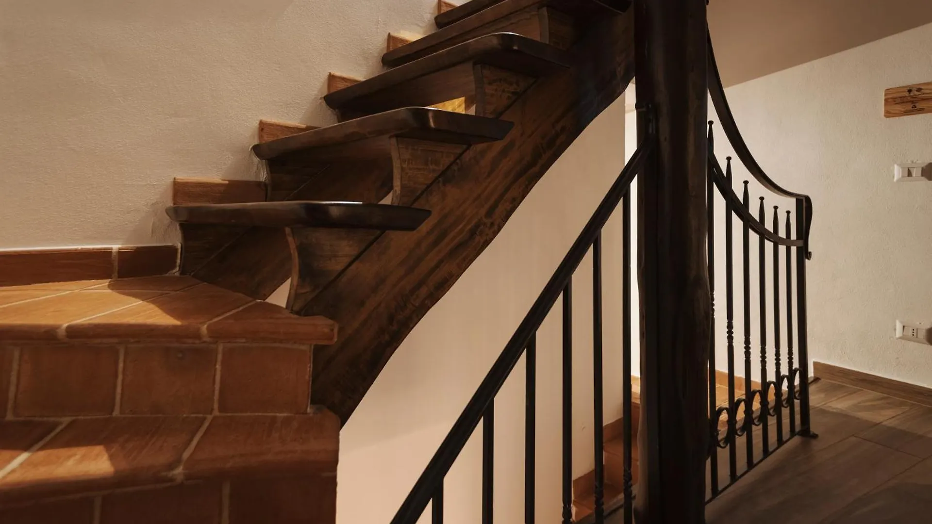 رانداتسو Convivium - Suites Apartments
