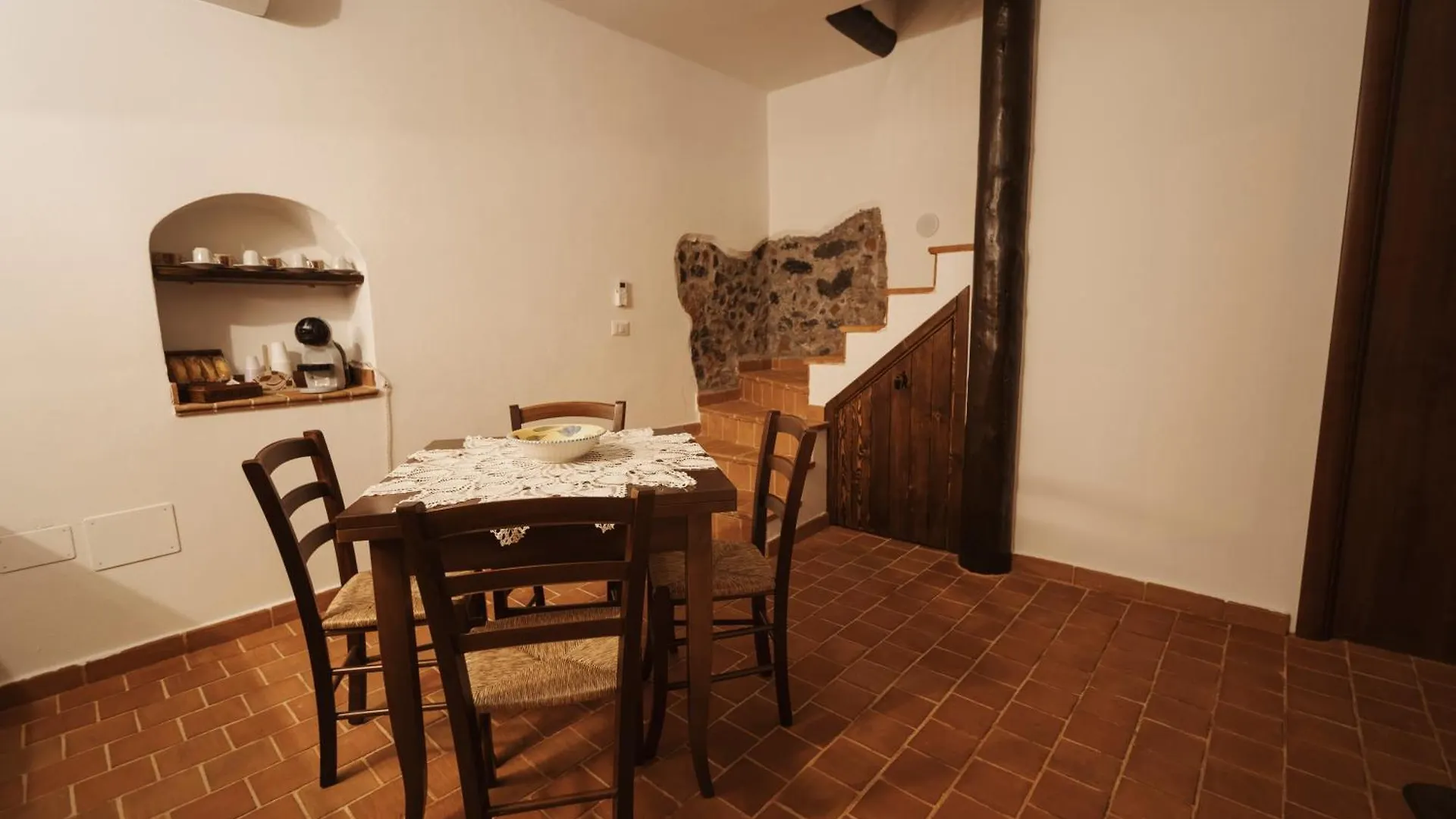 Convivium - Suites Apartments Randazzo Bed & Breakfast