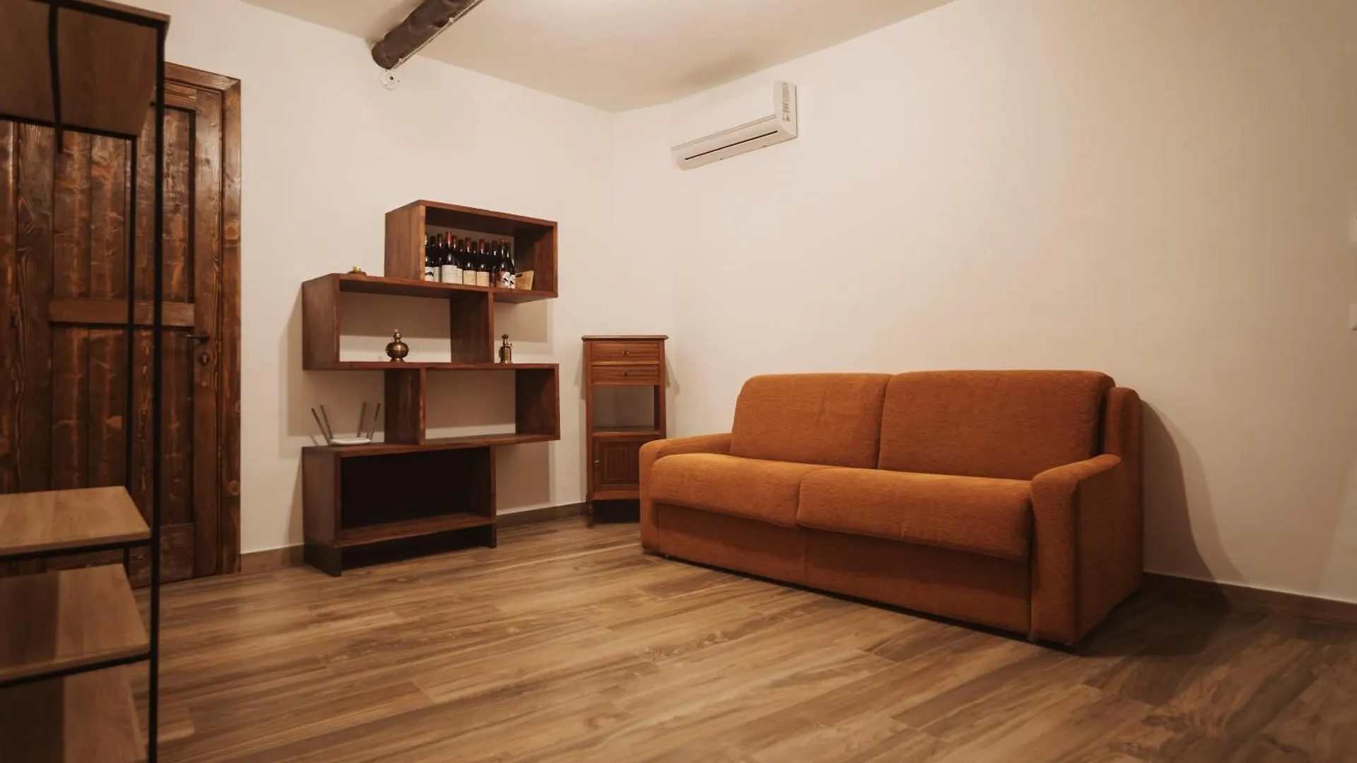 رانداتسو Convivium - Suites Apartments فندق مبيت وإفطار