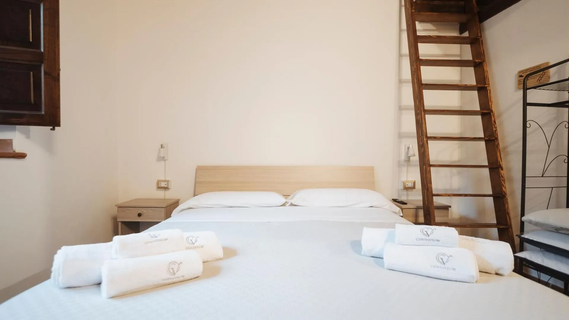رانداتسو Convivium - Suites Apartments 0*,