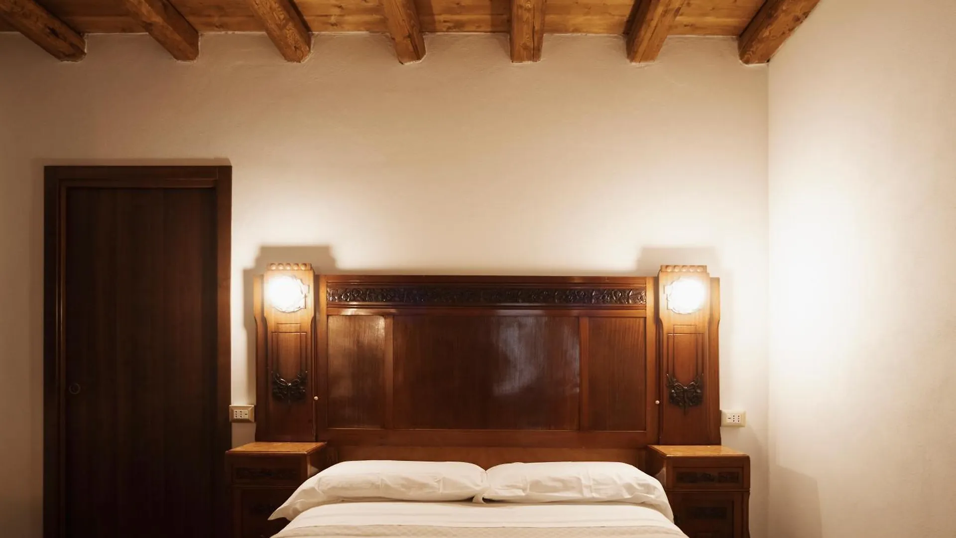 رانداتسو Convivium - Suites Apartments 0*,