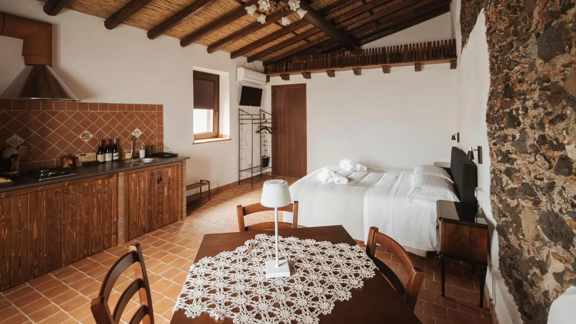 رانداتسو Convivium - Suites Apartments 0*,  إيطاليا